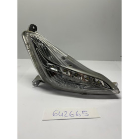 642665.jpg LAMPEGGIATORE ANT. DX. PIAGGIO BEVERLY 300 USATO