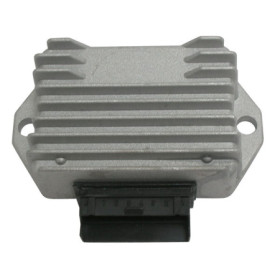 173181.jpg REGOLATORE 12V-8PIN-PIAGGIO 50 98/  Codici sostitutivi   168390